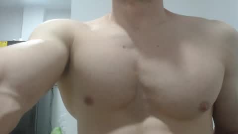 Snapshot of preettyboyx chatting on February 2025 01:02:01 AM JUAN online show from February 2025 01:02:01 AM