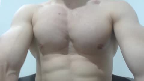 Snapshot of preettyboyx chatting on February 2025 07:39:01 PM JUAN online show from February 2025 07:39:01 PM