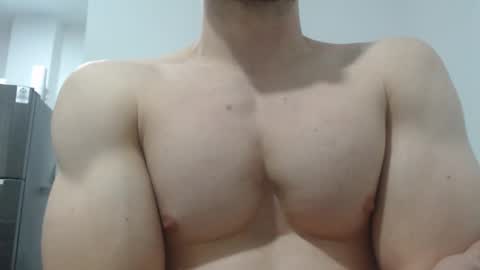 Snapshot of preettyboyx chatting on February 2025 12:35:02 AM JUAN online show from February 2025 12:35:02 AM