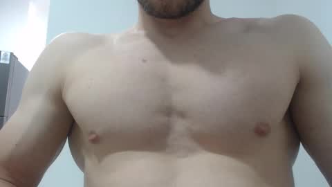 Snapshot of preettyboyx chatting on February 2025 08:41:02 PM JUAN online show from February 2025 08:41:02 PM