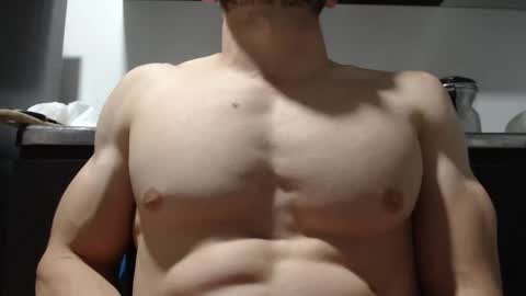 Snapshot of preettyboyx chatting on September 2025 02:49:02 AM JUAN online show from September 2025 02:49:02 AM