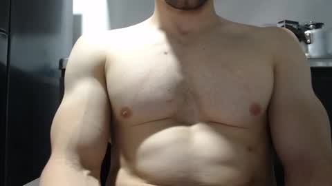 Snapshot of preettyboyx chatting on October 2025 03:59:02 AM JUAN online show from October 2025 03:59:02 AM