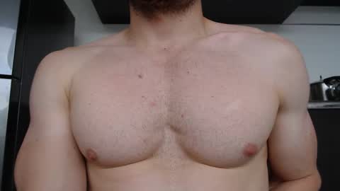 Snapshot of preettyboyx chatting on October 2025 06:52:02 PM JUAN online show from October 2025 06:52:02 PM