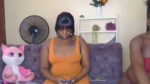 Snapshot of preetycookie chatting on January 2025 12:30:02 PM Lilly online show from January 2025 12:30:02 PM