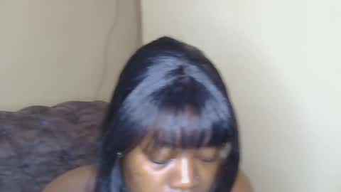 Snapshot of preetycookie chatting on January 2025 12:52:01 PM Lilly online show from January 2025 12:52:01 PM