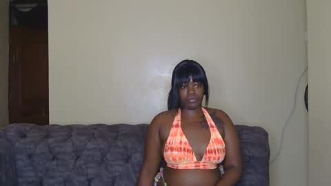 Snapshot of preetycookie chatting on January 2025 04:52:02 AM Lilly online show from January 2025 04:52:02 AM