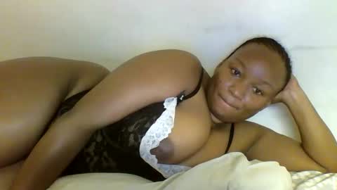 Prettie diva online show from February 2026 12:36:02 AM