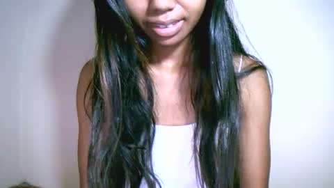 prettiethalia online show from March 2026 07:10:02 PM