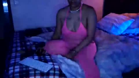 Yasmine pretty online show from March 2025 02:07:02 AM