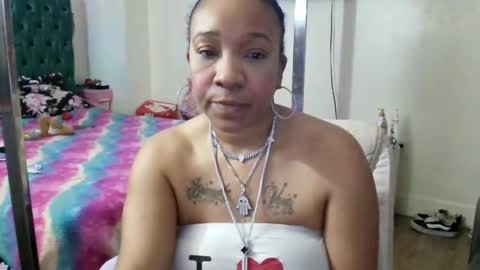 Snapshot of pretty69queen chatting on January 2026 07:59:02 PM Yasmine pretty online show from January 2026 07:59:02 PM