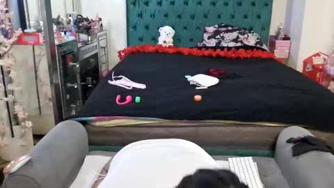 Snapshot of pretty69queen chatting on February 2026 02:53:02 AM Yasmine pretty online show from February 2026 02:53:02 AM