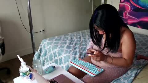 Yasmine pretty online show from July 2026 06:46:02 PM
