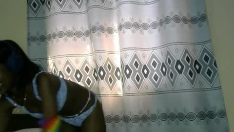 pretty__lisa online show from December 2025 06:44:01 AM