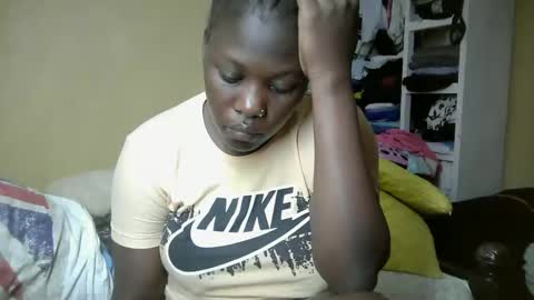 pretty_barbz online show from April 2026 05:49:01 AM