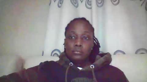 Snapshot of pretty_beib chatting on May 2026 06:24:01 PM Karol online show from May 2026 06:24:01 PM