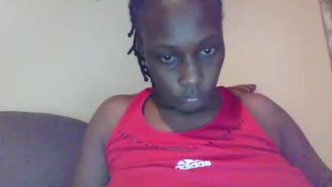 Snapshot of pretty_beib chatting on May 2026 06:57:02 PM Karol online show from May 2026 06:57:02 PM
