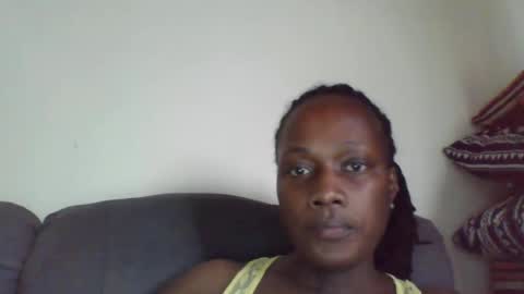 Snapshot of pretty_beib chatting on May 2026 09:50:01 AM Karol online show from May 2026 09:50:01 AM