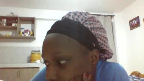 Snapshot of pretty_beib chatting on June 2026 05:29:02 PM Karol online show from June 2026 05:29:02 PM
