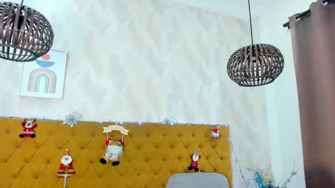 Snapshot of pretty_bigboobs_ chatting on December 2024 08:43:01 PM Carla online show from December 2024 08:43:01 PM
