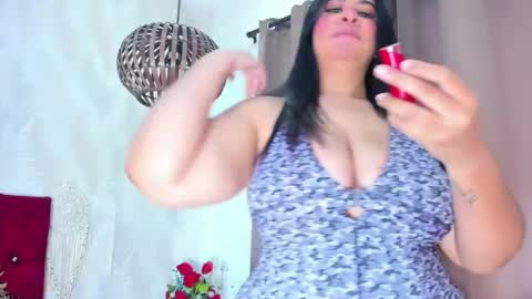 Snapshot of pretty_bigboobs_ chatting on February 2025 04:18:02 AM Carla online show from February 2025 04:18:02 AM