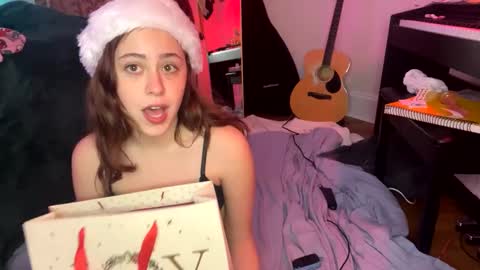 Snapshot of pretty_in_p1nk chatting on December 2024 06:02:02 AM Sophie online show from December 2024 06:02:02 AM