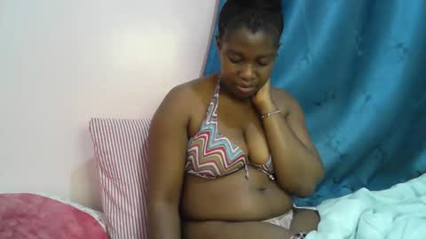 Snapshot of pretty_kylah chatting on September 2025 04:12:02 PM pretty_kylah online show from September 2025 04:12:02 PM