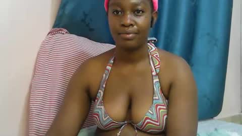 Snapshot of pretty_kylah chatting on September 2025 04:17:01 AM pretty_kylah online show from September 2025 04:17:01 AM