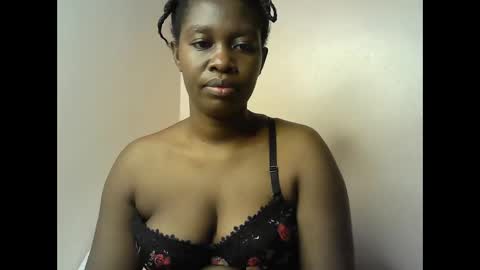 Snapshot of pretty_kylah chatting on November 2025 05:06:02 PM pretty_kylah online show from November 2025 05:06:02 PM