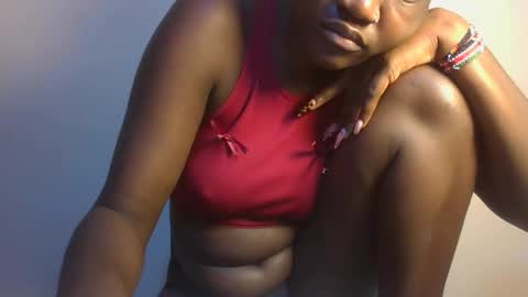 pretty_lucie online show from April 2026 02:07:01 AM