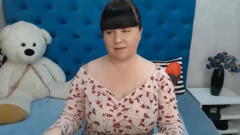 pretty_malika online show from January 2025 01:27:01 PM