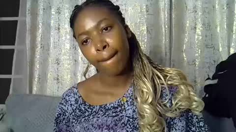 pretty_petite24 online show from February 2026 03:13:02 PM