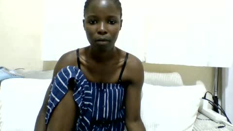 pretty_petite_ebony online show from July 2026 08:31:02 AM