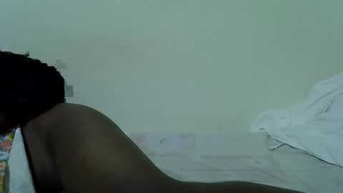 Snapshot of pretty_swirl chatting on February 2026 03:57:02 AM Twirl online show from February 2026 03:57:02 AM