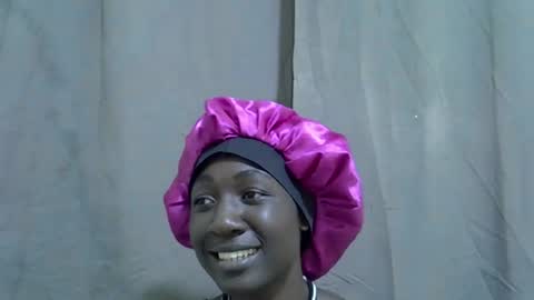 Snapshot of pretty_swirl chatting on February 2026 12:13:02 PM Twirl online show from February 2026 12:13:02 PM