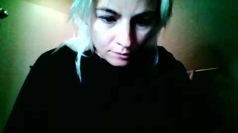 Snapshot of prettybabypetite chatting on November 2025 09:03:02 PM Missy Jack online show from November 2025 09:03:02 PM