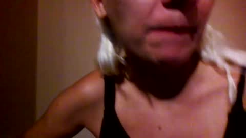 Snapshot of prettybabypetite chatting on November 2025 01:18:01 AM Missy Jack online show from November 2025 01:18:01 AM