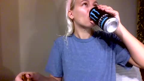 Snapshot of prettybabypetite chatting on December 2025 05:53:02 PM Missy Jack online show from December 2025 05:53:02 PM