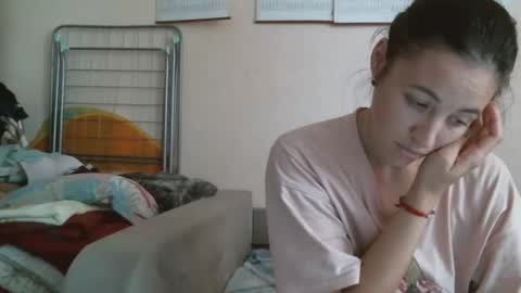 Bella online show from October 2025 08:57:01 AM