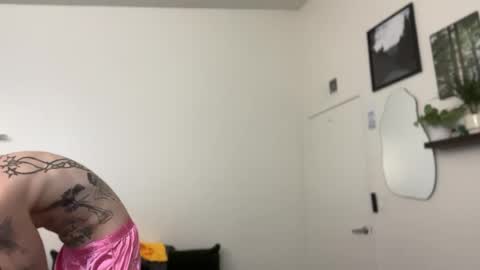 pretty boy online show from August 2026 04:22:01 AM