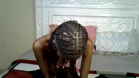 Snapshot of prettybunnny chatting on October 2025 12:53:01 AM Bunny online show from October 2025 12:53:01 AM