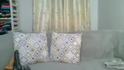 PrettyEla online show from April 2026 09:45:01 AM