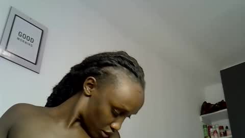 Pretty darkskin doll online show from April 2026 08:42:02 AM