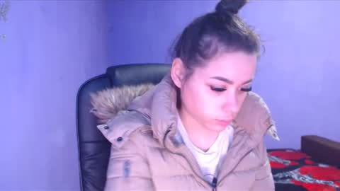 prettyjulliette online show from December 2024 10:17:01 AM