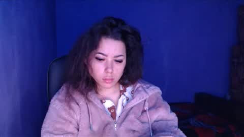 prettyjulliette online show from December 2024 11:26:01 AM