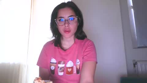 Snapshot of prettyjulliette chatting on October 2025 02:23:02 PM prettyjulliette online show from October 2025 02:23:02 PM