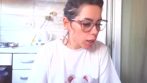 Snapshot of prettyjulliette chatting on October 2025 01:14:01 PM prettyjulliette online show from October 2025 01:14:01 PM