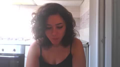 Snapshot of prettyjulliette chatting on December 2025 11:30:02 AM prettyjulliette online show from December 2025 11:30:02 AM