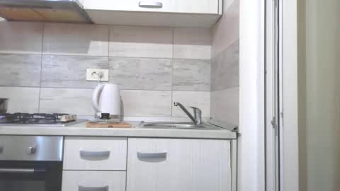 prettyjulliette online show from January 2026 01:48:02 PM