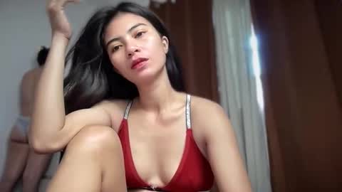 prettylittle_lady online show from December 2025 01:21:02 AM