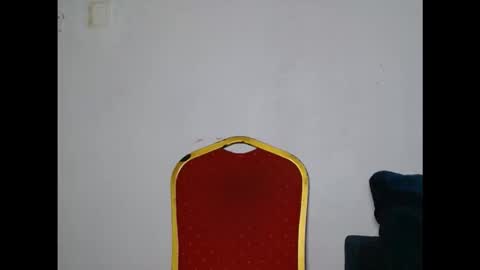 Snapshot of prettylove5 chatting on November 2025 05:40:01 AM evelyn online show from November 2025 05:40:01 AM